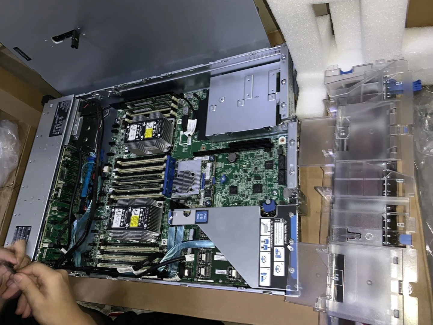 Computer Server HPE ProLiant DL380 Gen10 12LFF 2U Rack Server Storage Nas Server DL380 Gen10