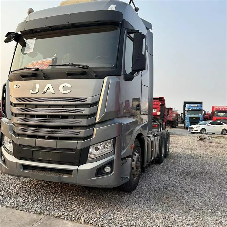Тяжелые транспортные средства JAC 6X4 Cummins дизельный двигатель тягач 560HP головка трактора 418kw грузовик для продажи