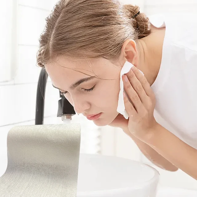 Одноразовые детские салфетки в рулоне мягкие