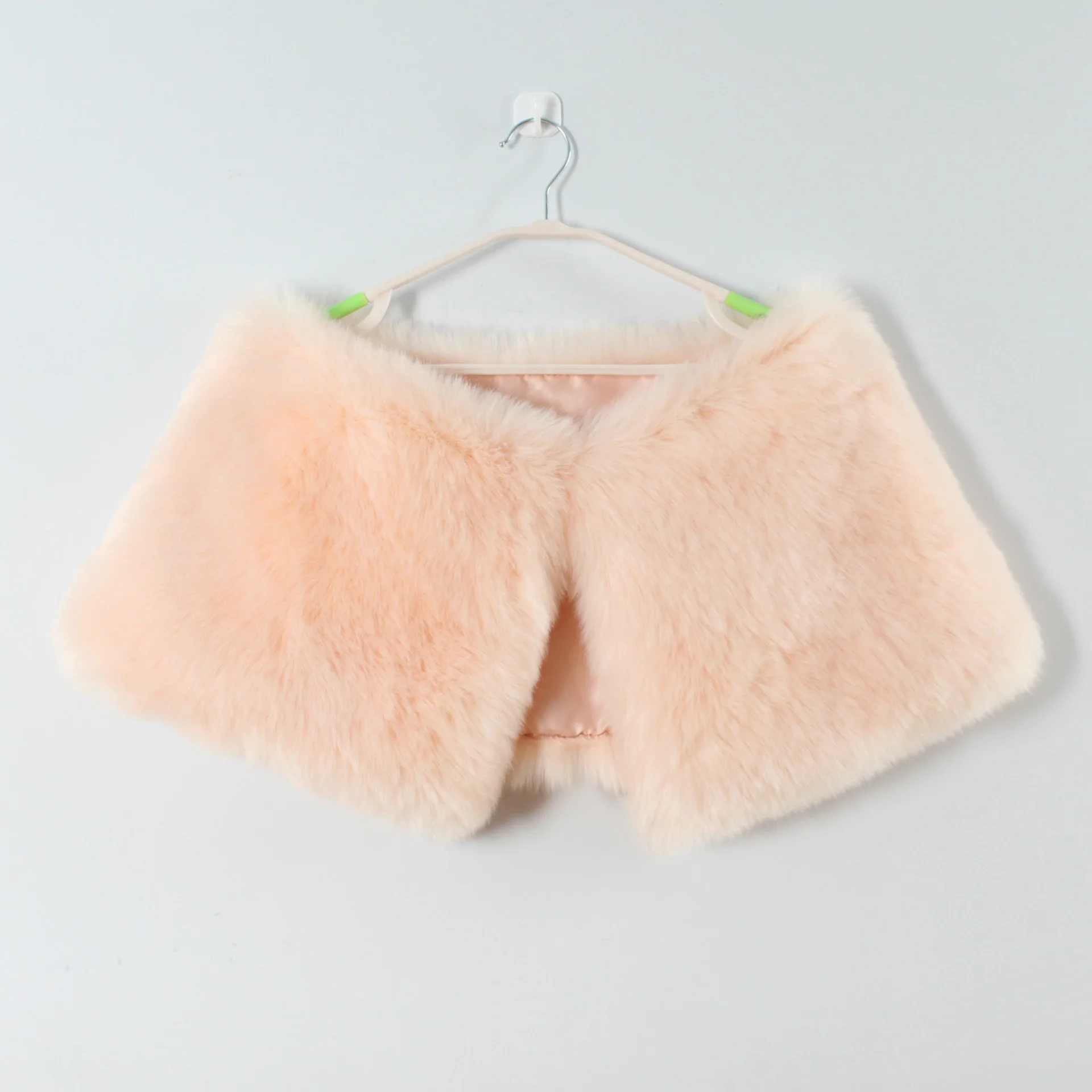 
Womens Bridal Faux Fur Collar Shawl Blue Faux Fur Scarf Evening Wrap Cape for Winter Coat 