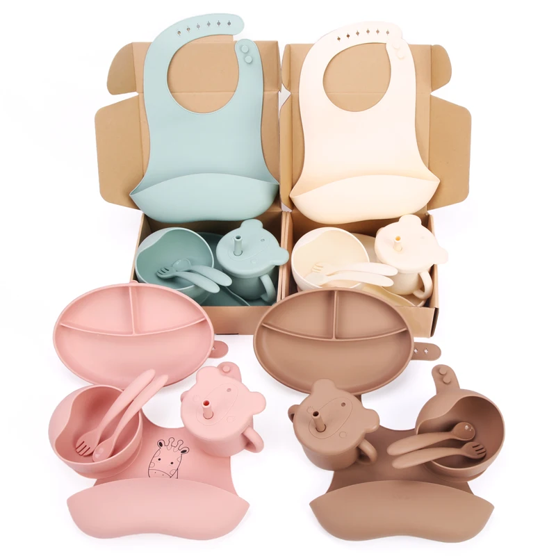 Hot Selling Wholesale Bpa Free Training Tableware Dinner Plate Bowl Bib Sippy Snack Cup Weaning Silicone Baby Feeding Set