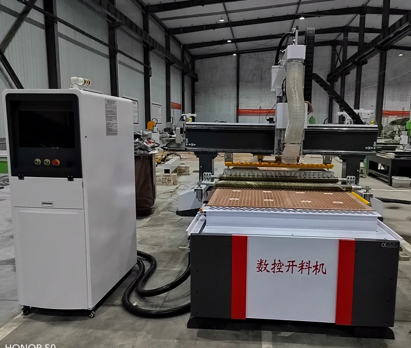 2128 Atc CNC Router Machine With Drilling Head For Vertical Cutting Panel Sheets In Feature Woodworking Machinery Manufacturing