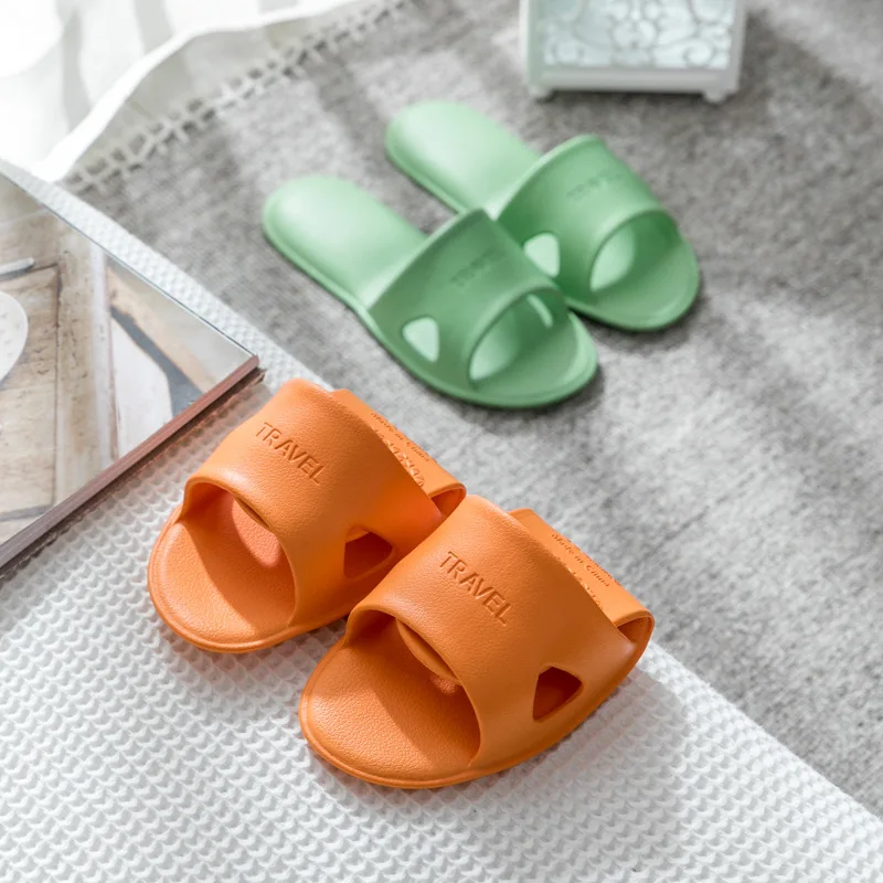 Sustainable Wearable Hotel Slippers EVA Men and Women Travel Style Folding Slides Slippers