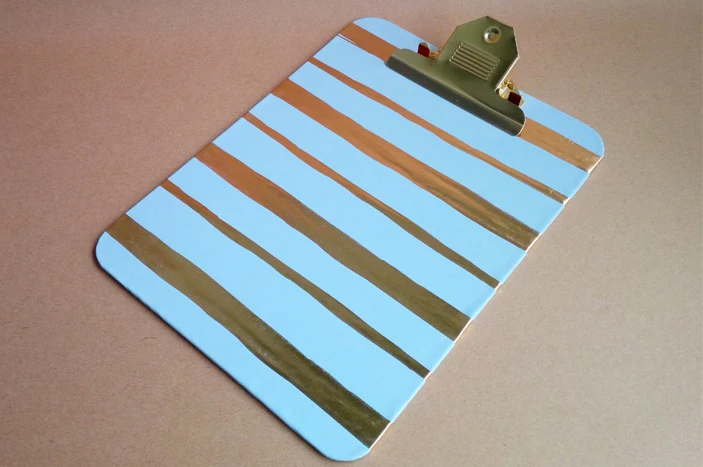 New Design Office and School A4 Wood Fiber Density Board Metal Clip File Clipboard with Notepad