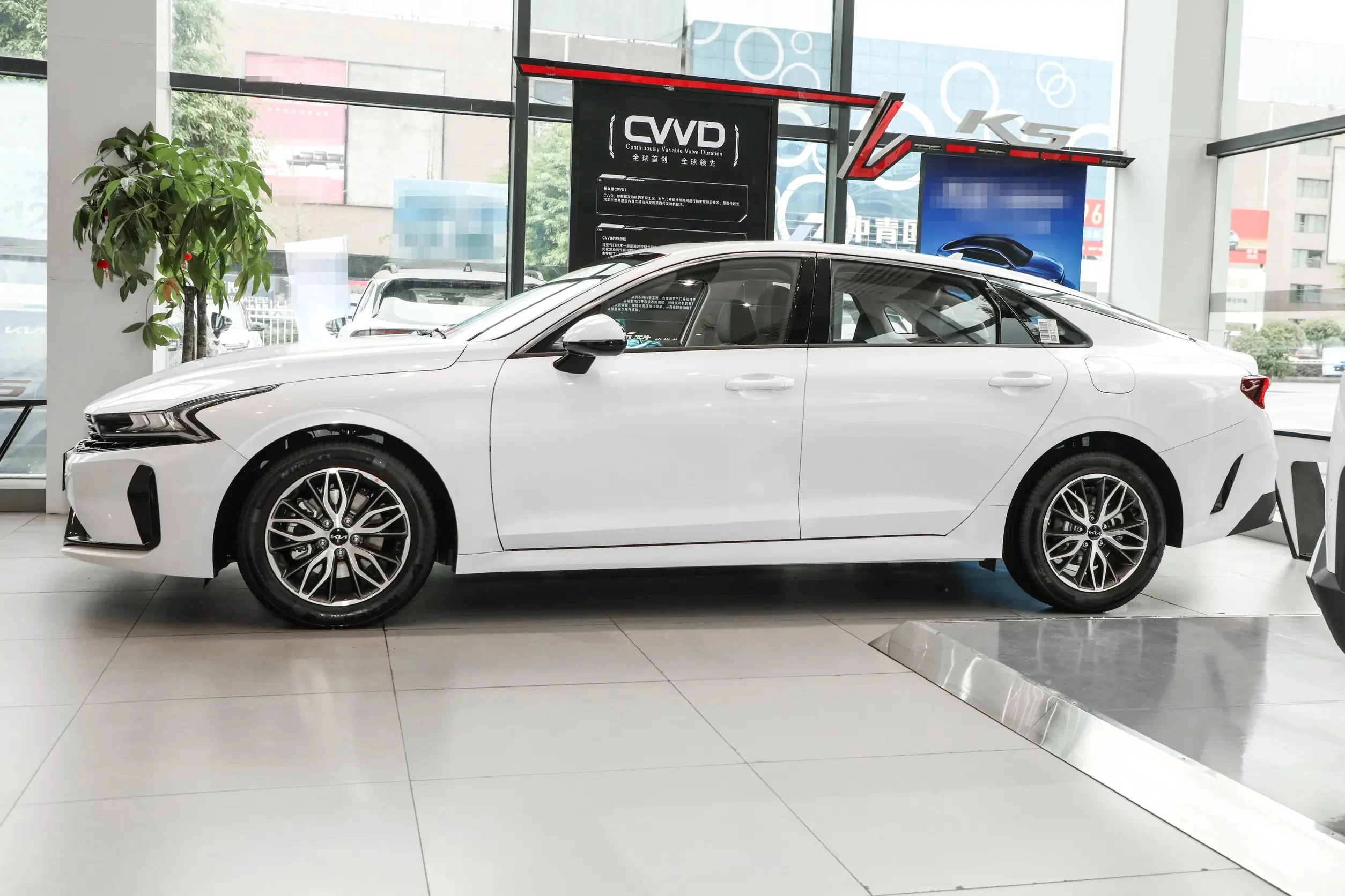 Kia K5 бензиновый Грузовик Светодиодная камера Электрический кожаный Многофункциональный двигатель Tiggo 5x автомобиль люк на крыше автомобиля Chery 4x4 2023 левый