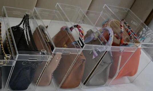 VONVIK Wholesale High Quality Clear Acrylic Luxury Hand Bag Display Box Stand