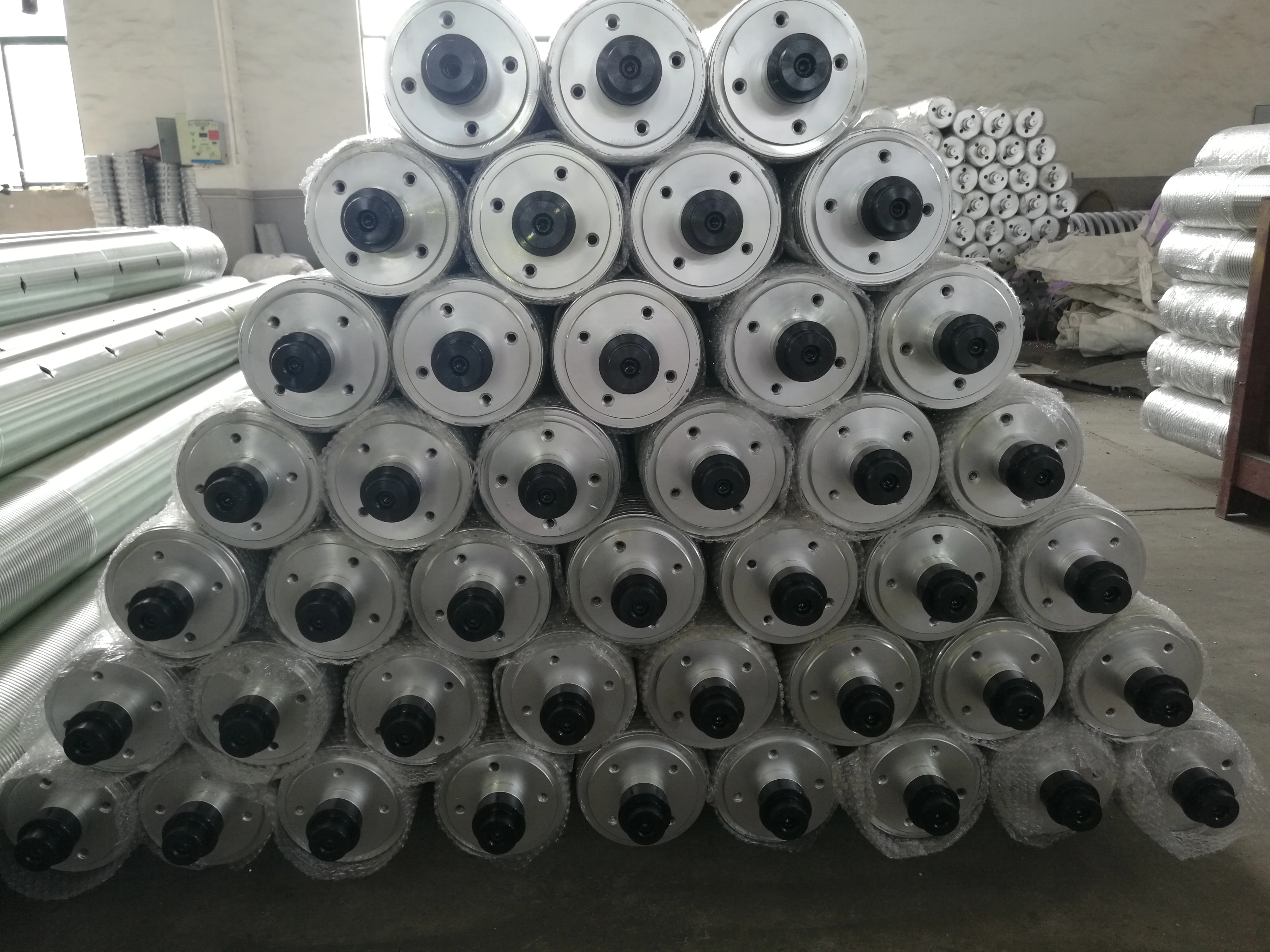 China Professional Manufacture Warping Beam For Water Jet Loom Parts tsudakoma