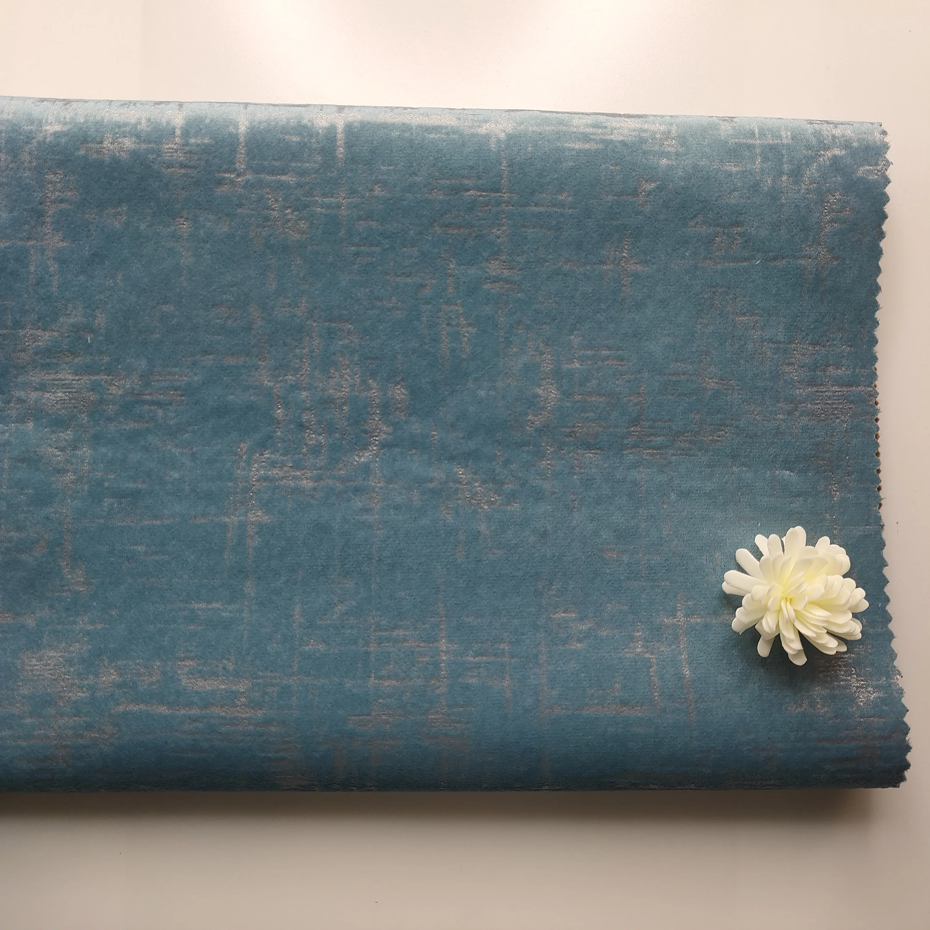 
100% polyester knitted sofa fabric for household interior decoration 