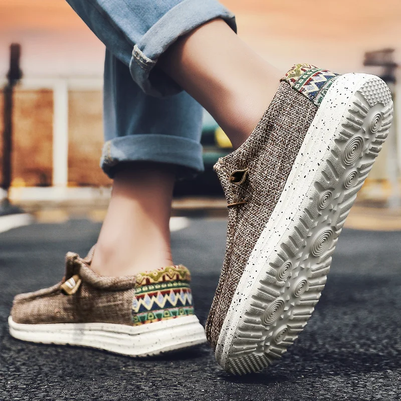 World-win best sells custom canvas shoes comfortable low-cut canvas moccasins loafers for men