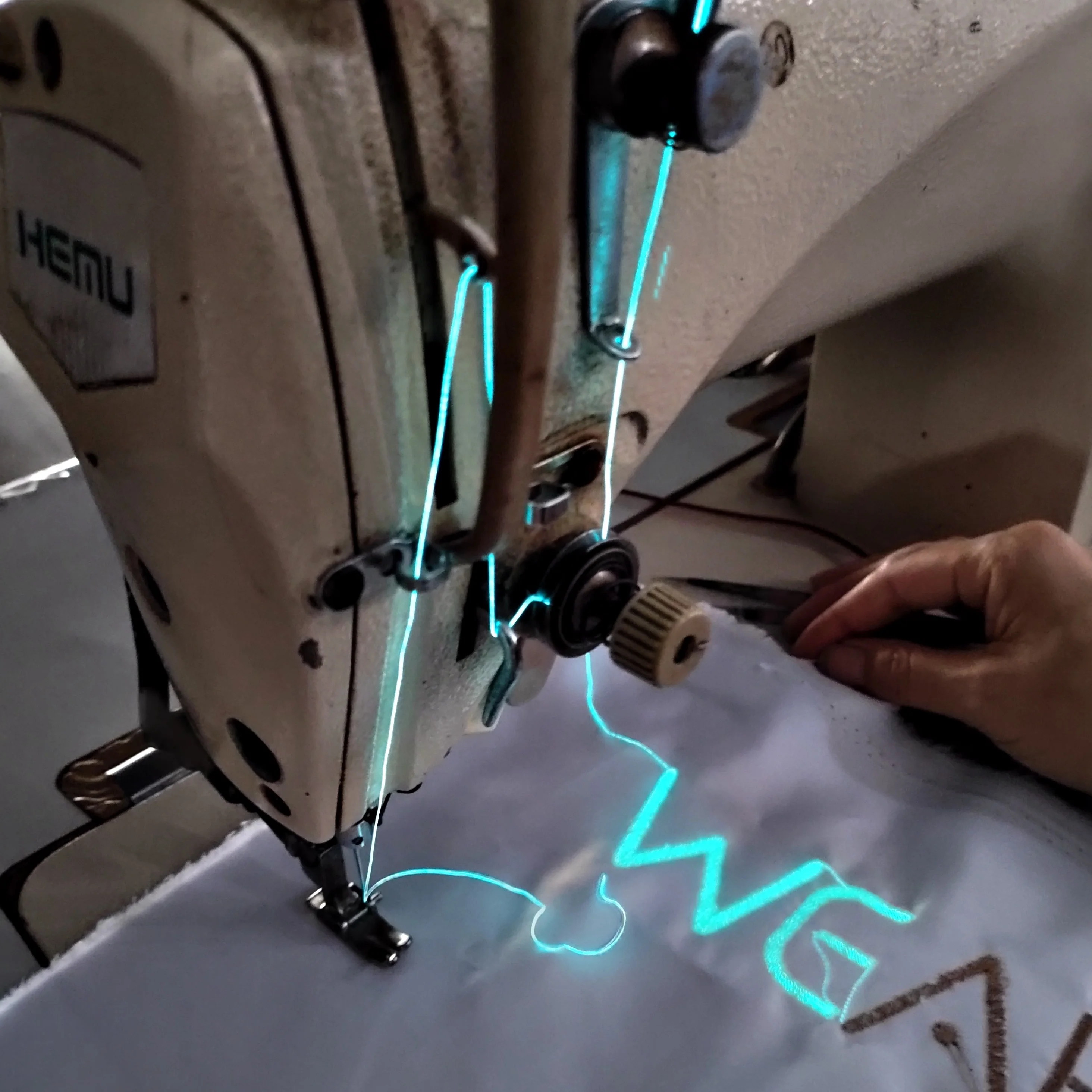 0 3 мм тонкая Люминесцентная нить Электролюминесцентное