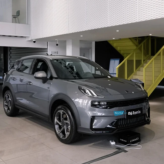 2023 Lynk Co 06 em-p Luxury SUV New 5-Door 5-Seats New Vehicle High-Speed 1.5T PIuS Gasoline Renew Lynk Co 06 2025 car 2024