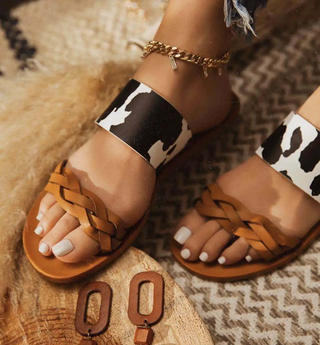 Summer New Style Women Fashion Pu Sandals Flat Leather Ladies Slippers For Woman