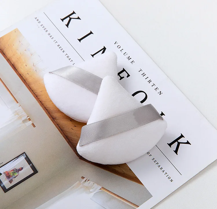 Amazon Hot Selling Soft Tick Pure Cotton Triangle Makeup Tool Cosmetic Puff Face Loose Mineral Puff Cosmetic