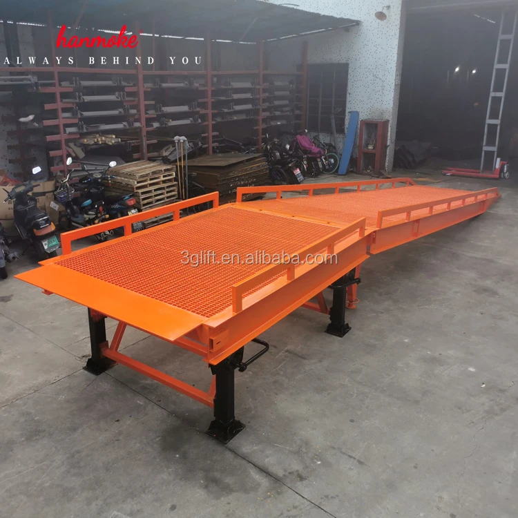 Good Quality Forklift Ramps  Dock Platform With Manual Type Dock Ramps Adjust Height For Truck Loading And Unloading