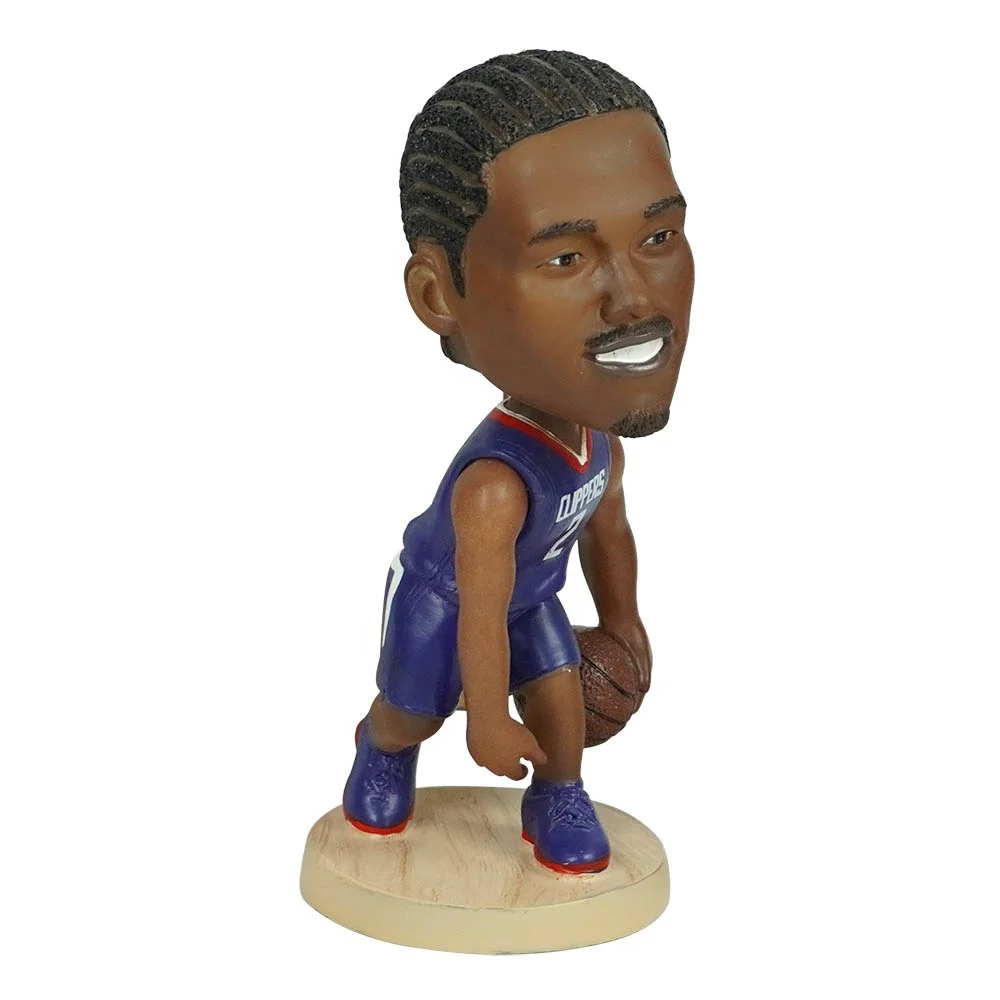  Сделанная на заказ фигурка героя nba baller Kyrie Irving из полирезины малого размера Приборная панель автомобиля