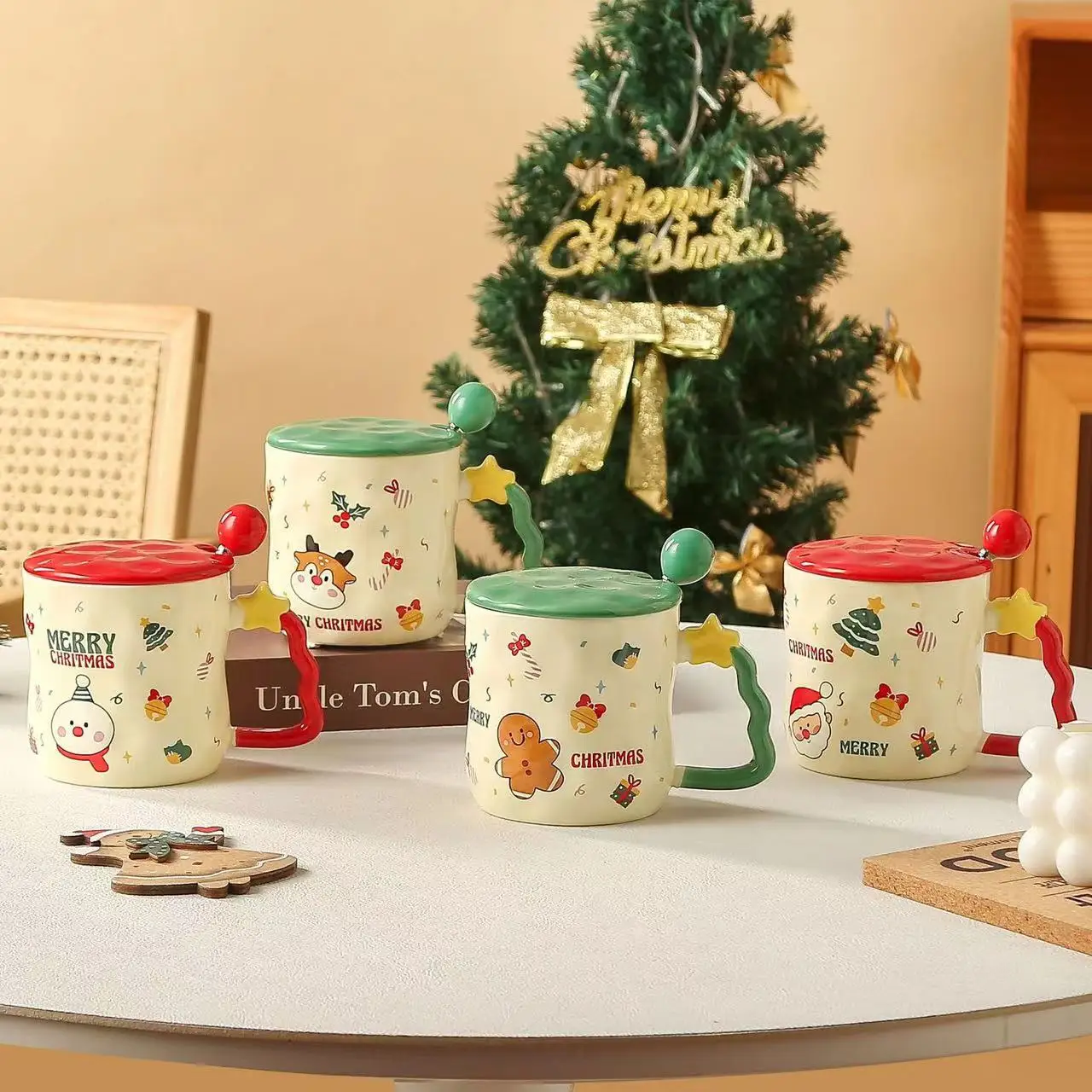 Good Selling 2024 Christmas Mug Ceramic 2024 New Mug with Lid and Spoon Santa Mug Christmas Gift