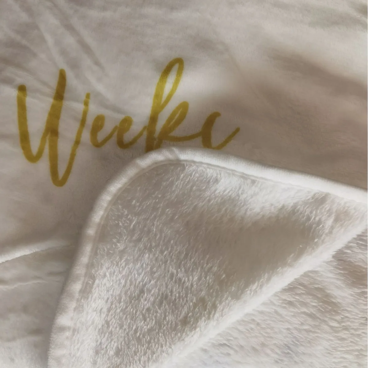 OEM Custom Newborns Soft double sides flannel  Infant Polyester Photoshoot Cartoon Photo Monthly Baby Milestone Blankets