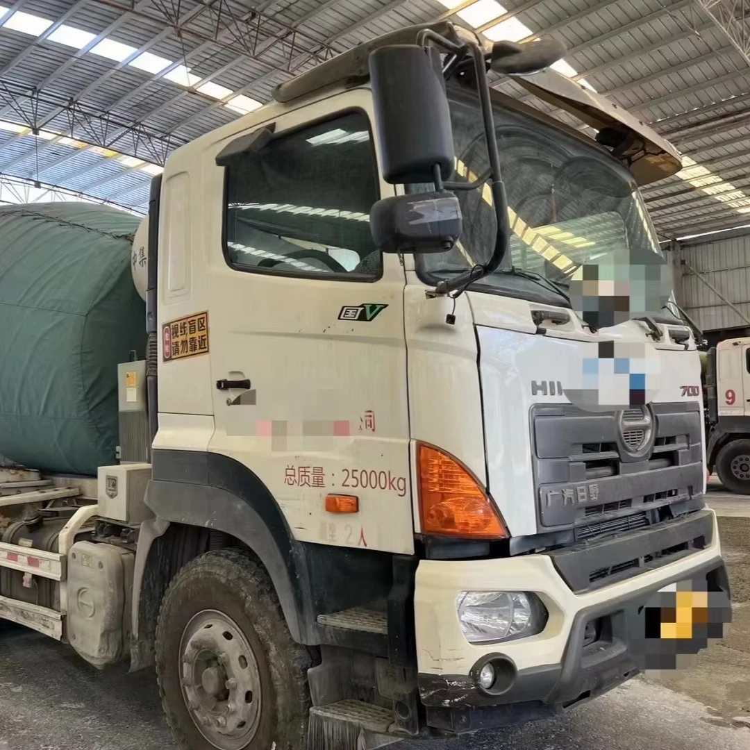 2017/2018/2019/2020/2021 Hino Mini Self-Loading Concrete Mixer Truck Good Condition 10m3 Engine Core 10/12 Cubic Meters Concrete