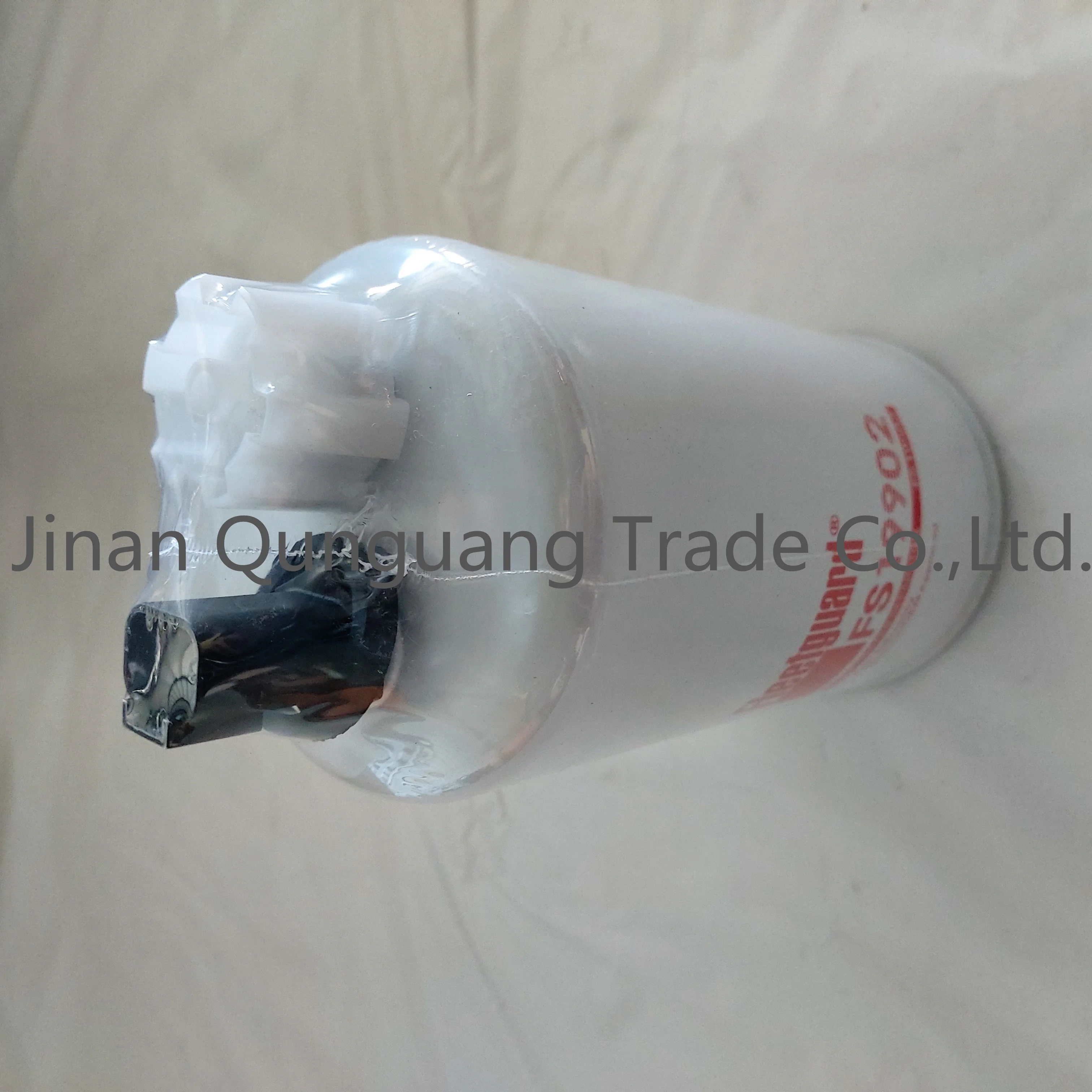 manufacture wholesale Sinotruk Howo Truck Parts Truck Spare Parts Fuel-Water Separator Filter FS19902
