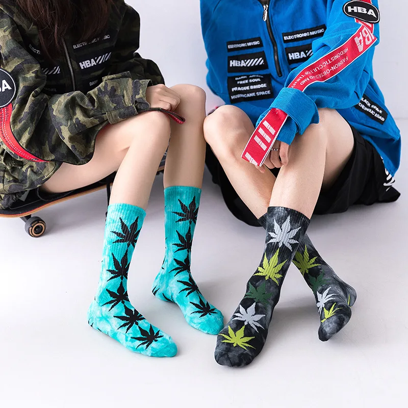 2022 Leaf Unisex Cotton High Socks Men Women Colorful Hemp Maple leaves Hip Hop Athletic Sports High Tie Dye Crew Weed Socks