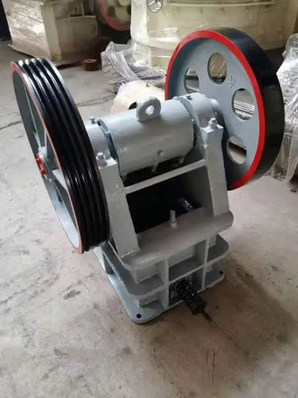 Jaw crusher coarse breaking fine breaking machine pebble granite stone crusher high hardness stone
