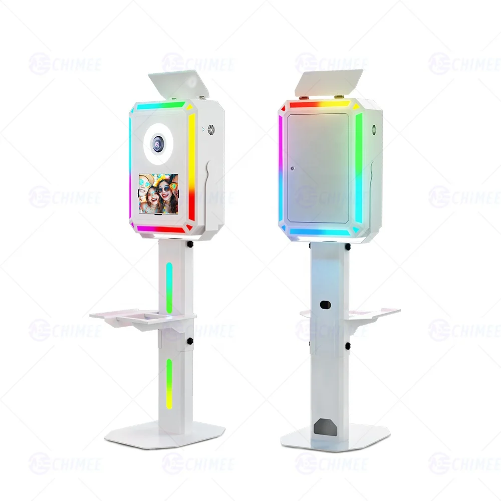 Surface Pro or iPad Pro DSLR Photo Booth Shell with Built in Flash Light and Reflector and Flight Case for Wedding Party Events