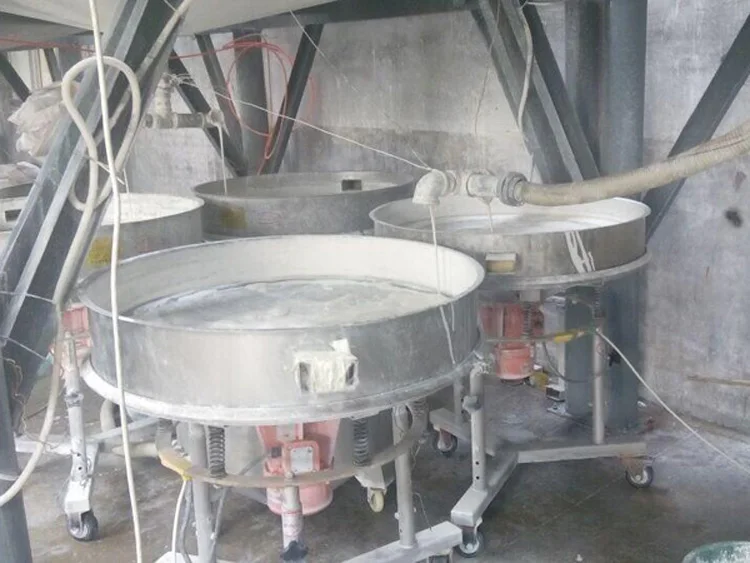 Trolley-mounted portable frame high frequency vibratory screen machine for ceramic powder slurry starch powder slurry
