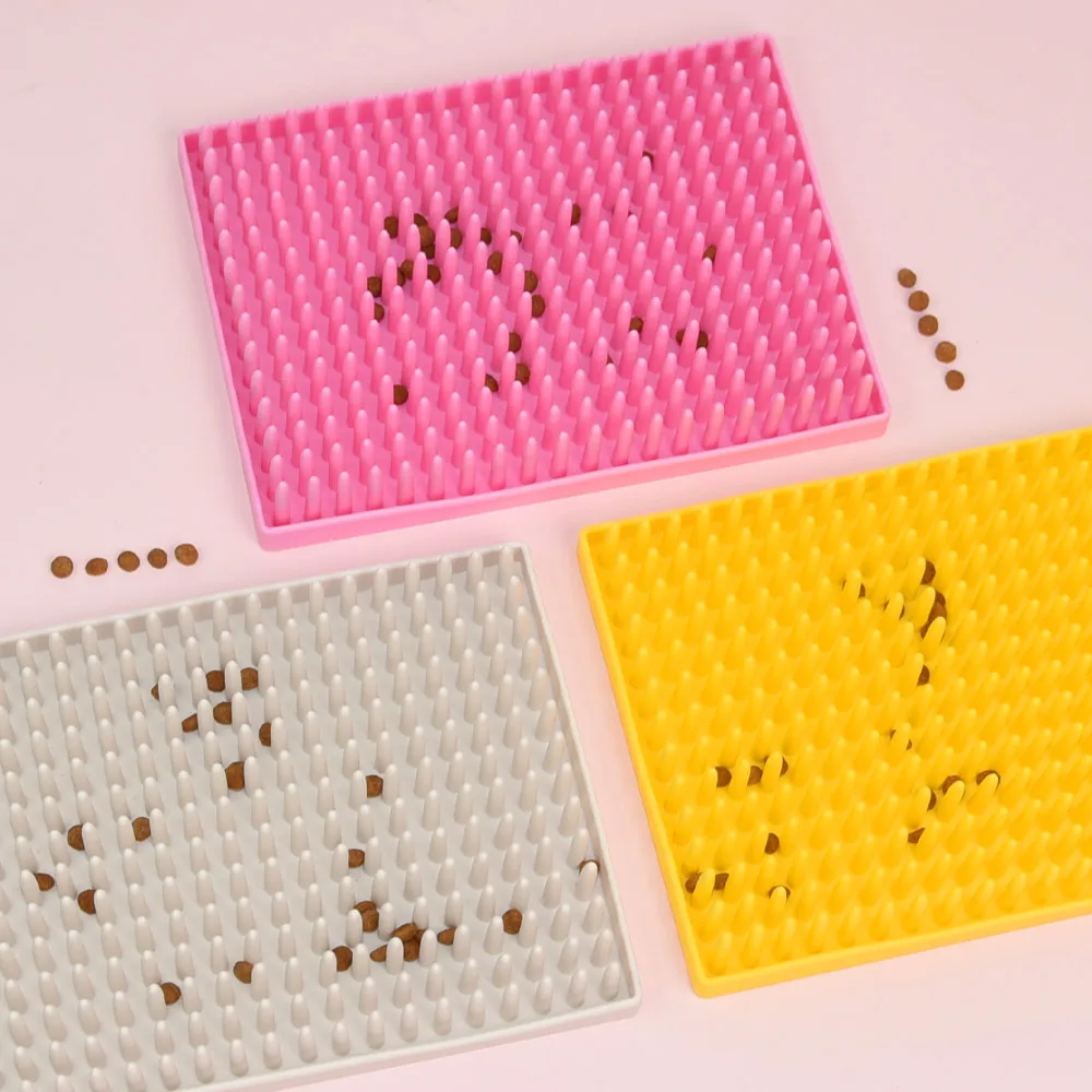 Factory Wholesale Custom Logo Dog Slow Feeder Anxiety Relief Dog Cat Lick Training Licking Mat Dog Lick Mat with Suction Cups