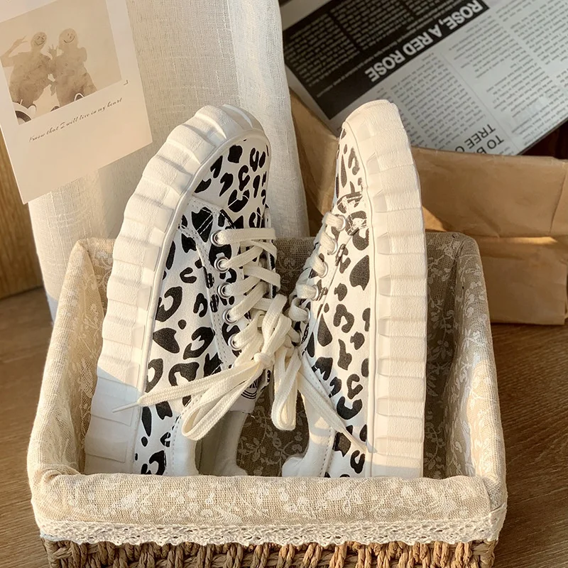 Fashion Ladies Leopard Prints Spring Fall Canvas Sneaker Casual Canvas Trendy Shoes For Women