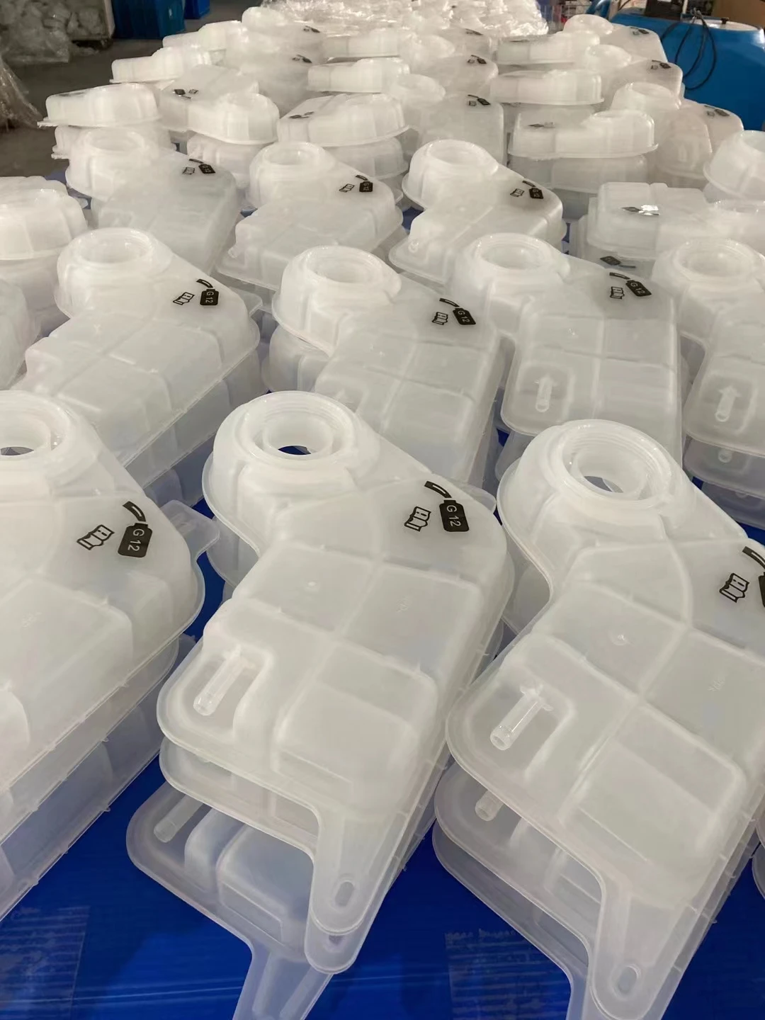 8T1Z8A080A Expansion Tank Transit Connect 02-13 Other Automobile Expansion Tanks