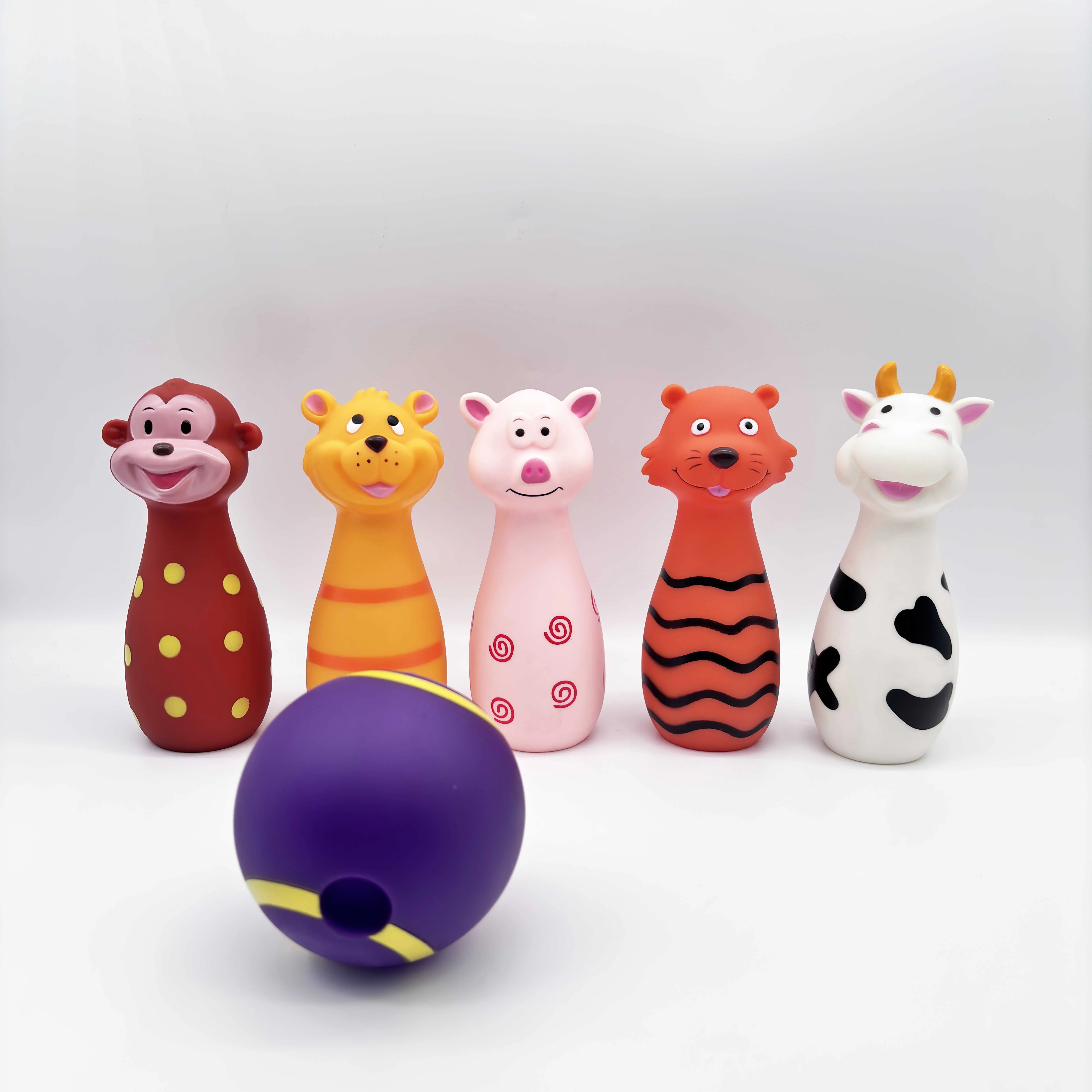Early educational kids bowling 5 pins 1 bowling ball friends play set cartoon animal soft rubber bowling toys for toddlers