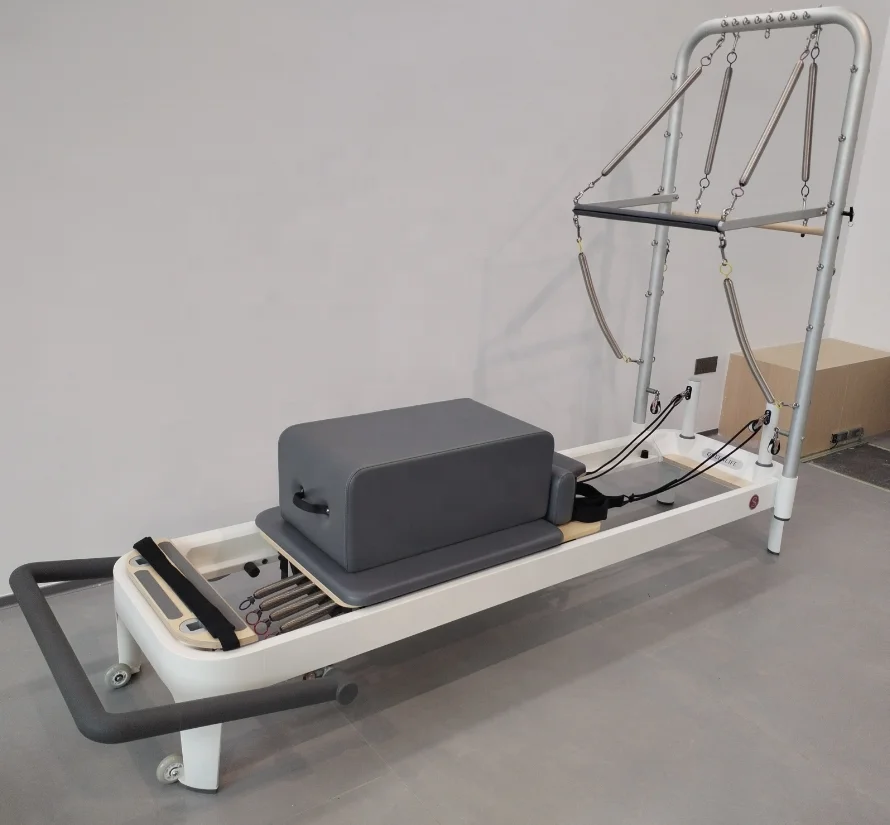 Commercial Home Aluminium Reformer with Tower with Springs Hot Selling  Pilates Reformer Machine