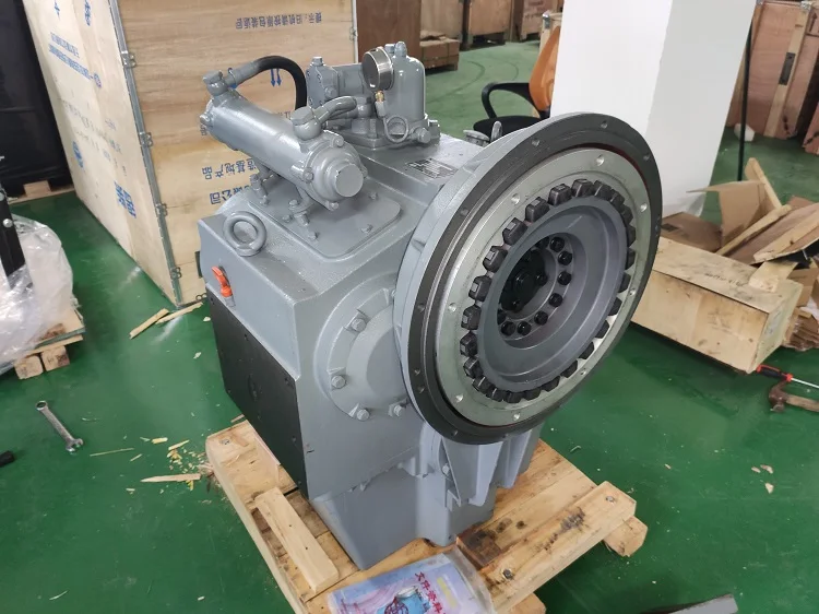 Brand new high quality Advance D300 805hp/2300rpm marine gearbox