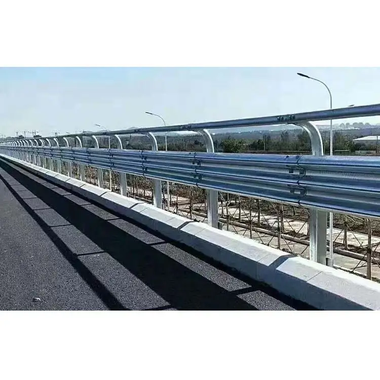 W Beam Guardrail Roadside Guard Rail for Vietnam