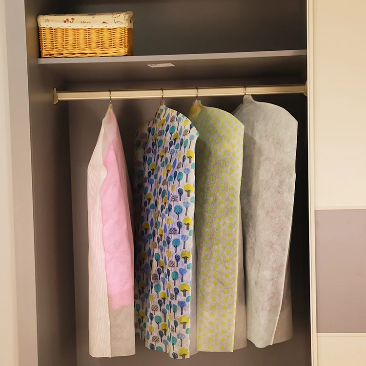 Fashion Clothes Dust Cover Customized Size Non Woven Luxury Dust Bags