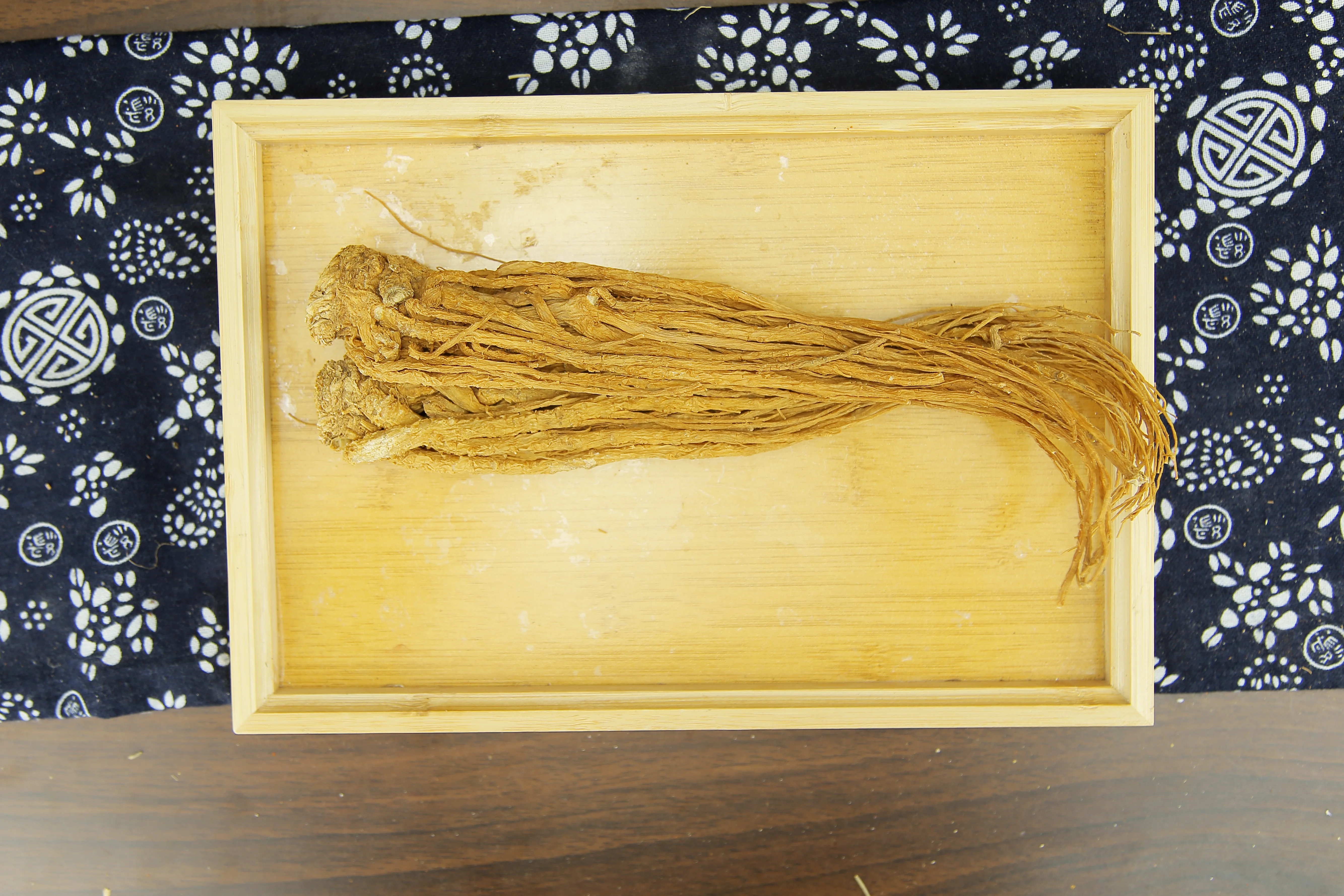 Wholesale Extract Angelica Root Powder Organic Angelica Dahurica