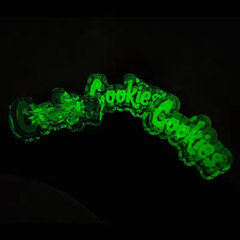 Custom Logo Led Acrylic Plastic Ashtray Portable Resin Ashtray for Smoking Accessories