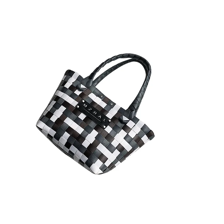 New design plastic knitted small handle bag beach tote bags