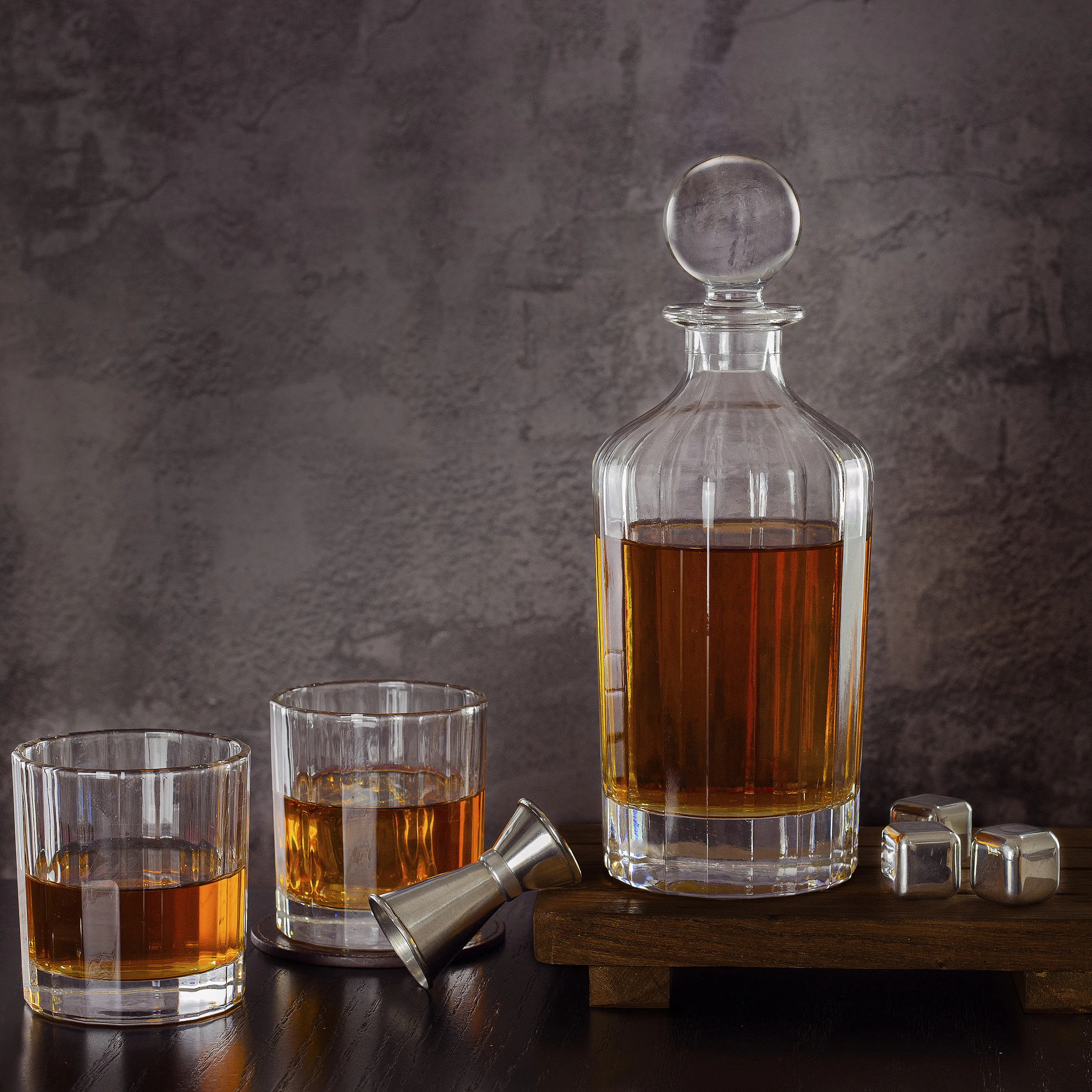 300 ml Unique Vertical Striped Glass Drinking Whiskey Whisky