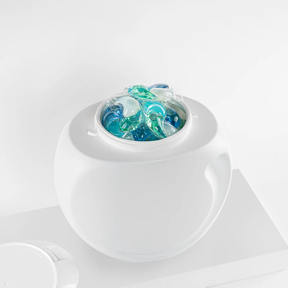 12 Gram 4 Chamber Laundry Detergent Capsules Laundry Pods High Effective Cleaning Power and Long Lasting Woody Fragrance