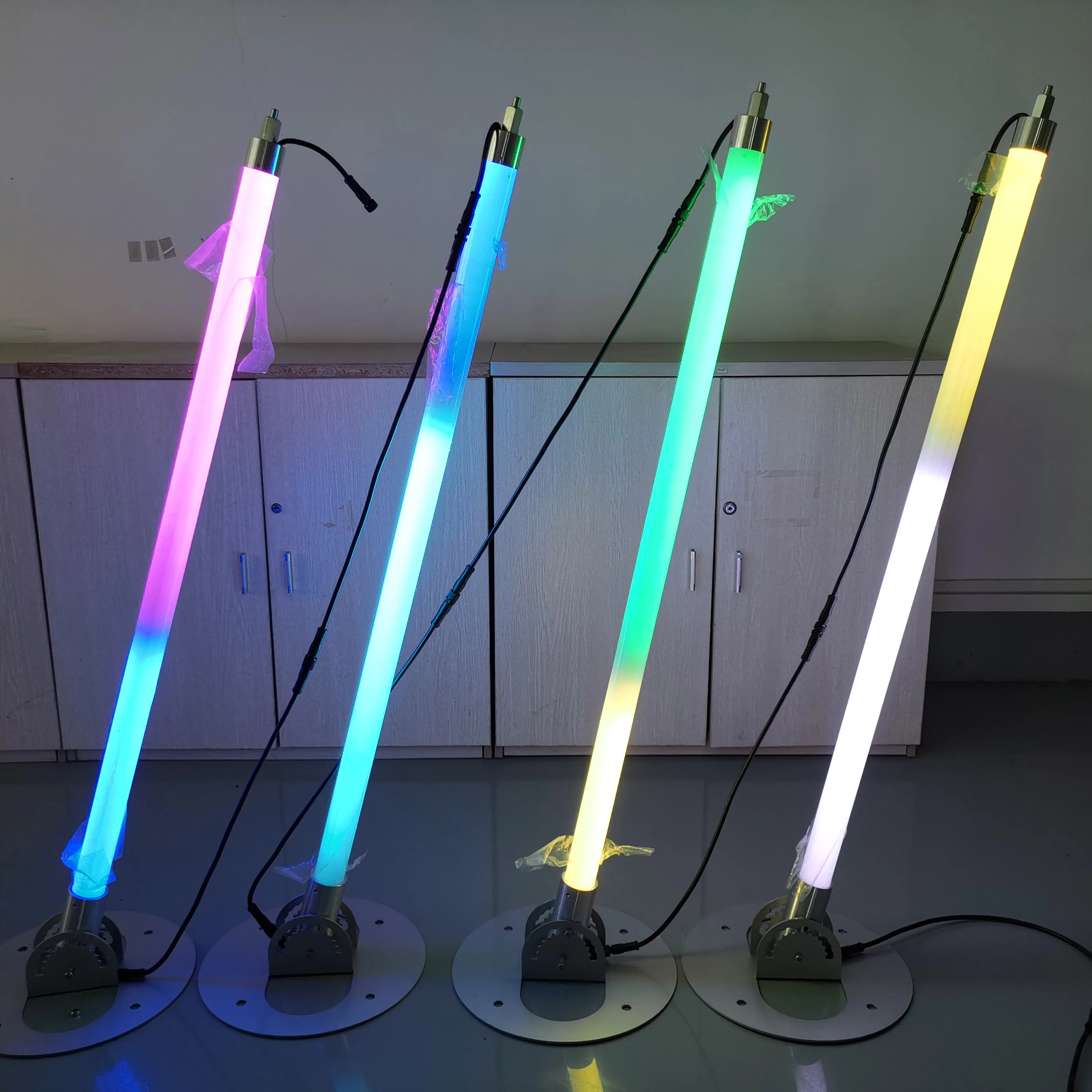 DMX 3D LED Tube Light with Madmapper for Club Stage Events