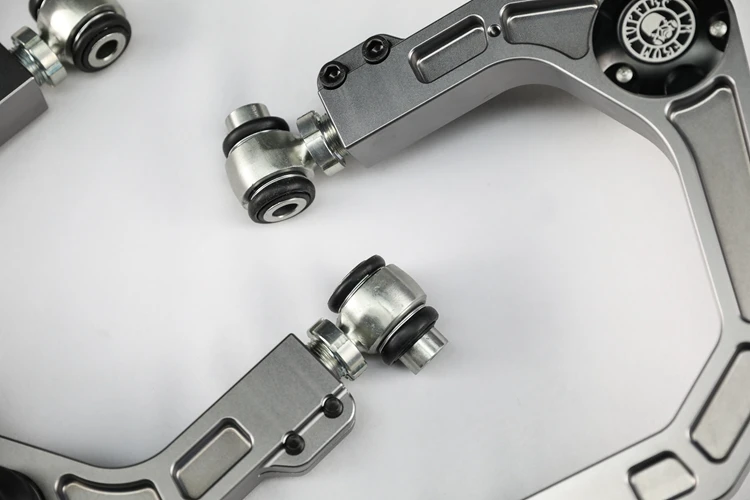 
Automotive Suspension Auto Parts for Toyota Land Cruiser 