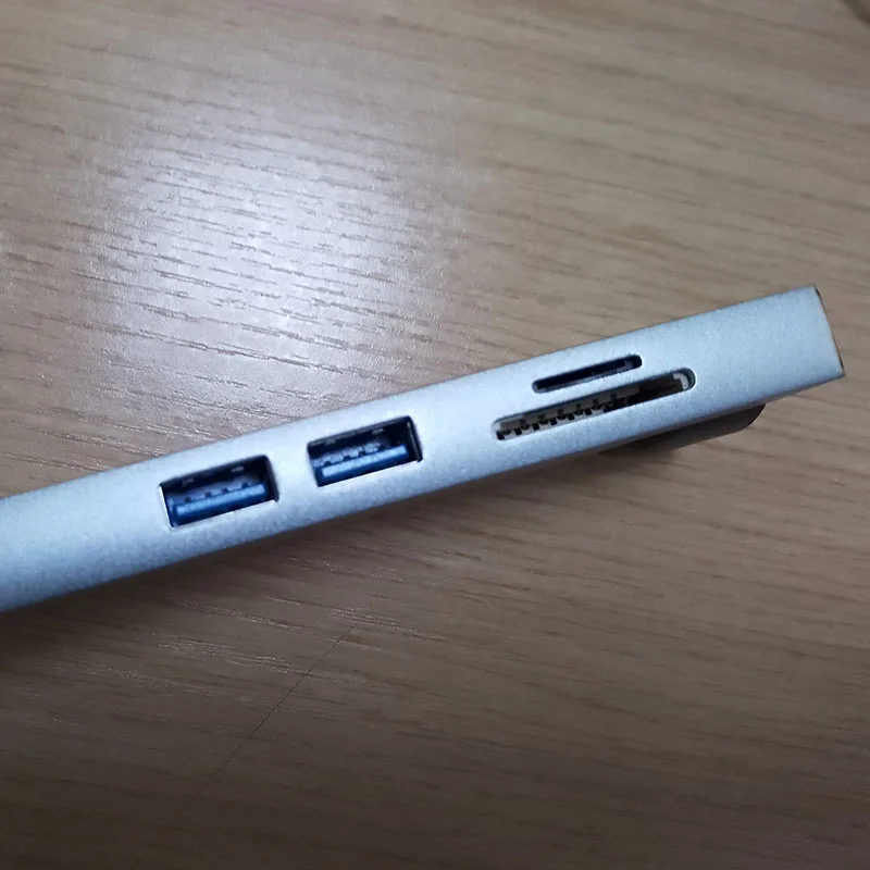 FS07TC USB hubs adapter with Type C charging port dock