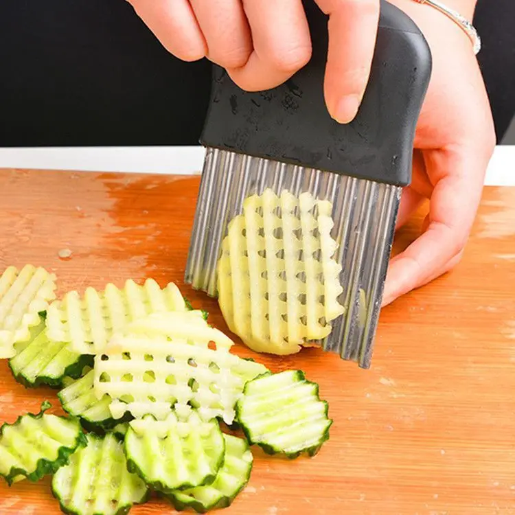 Fries Slicer Crinkle Cutter for Chips and Vegetables Wave Shape Knife Stainless Steel Potato Knife Household Vegetable Cutter