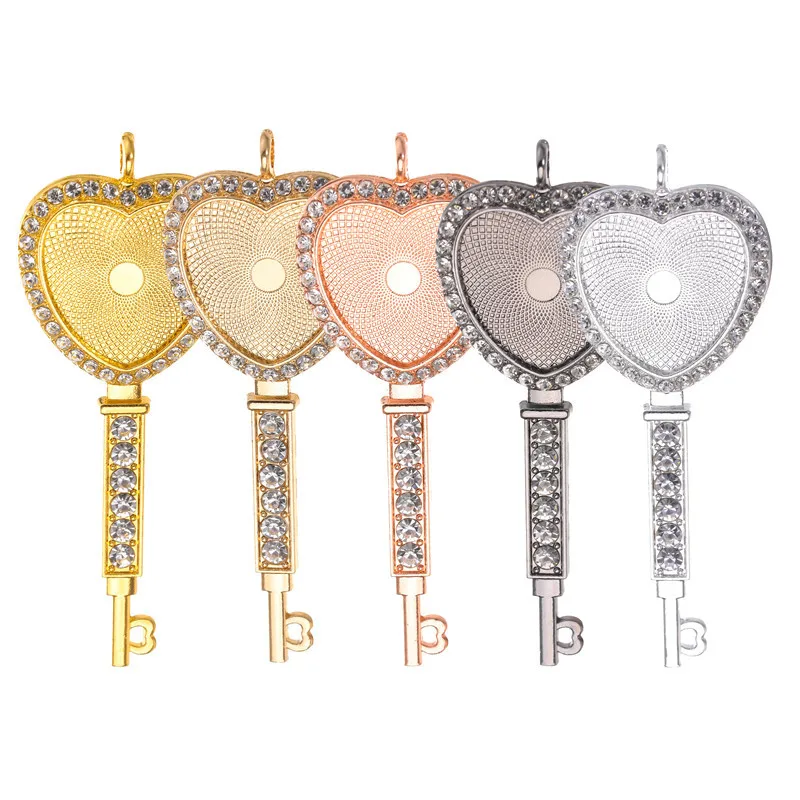 
I YOU WIN Jewelry 2021 New Creative 25mm Colorful Heart-Shaped Key Photo Frame Pendant DIY Charms Photo Frame Pendant 