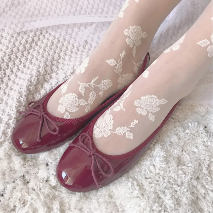 
WA261 French elegant retro rose embroidery white silk stockings ultra-thin ladies sweet pantyhose women 