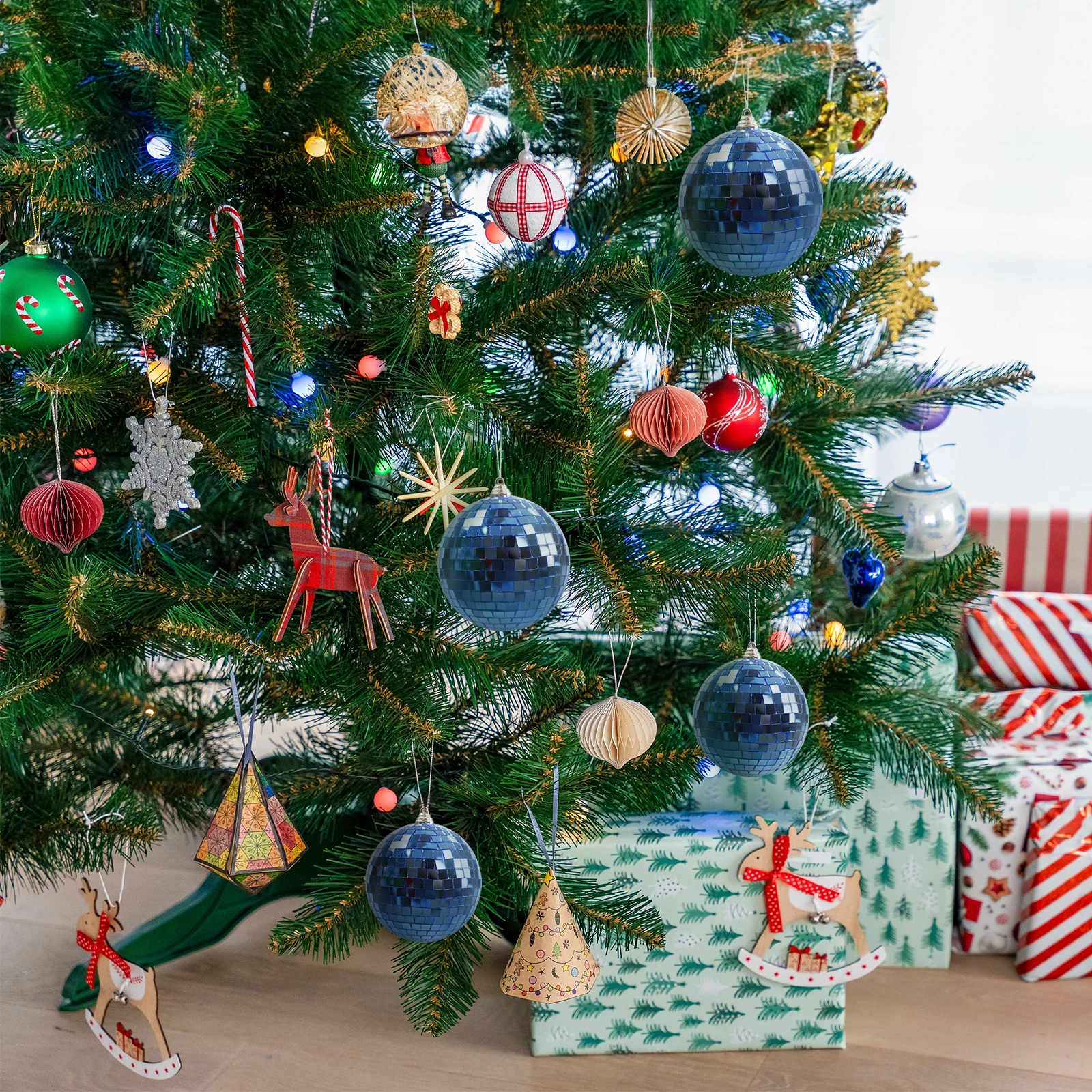 Cheap Christmas Party Supplies Laser Silver Glass Ball Hanging Tree Decoration Christmas Disco Mirror Balls