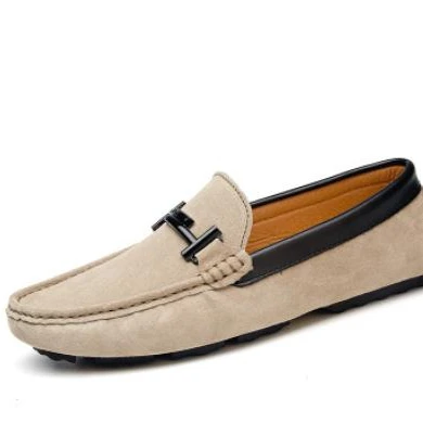 2021 fashion hot sale casual men driving shoes slip on cow suede men loafers moccasin flats dress shoes plus size
