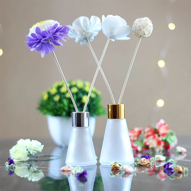 Wholesale new design luxury 50ml empty decorative matte glass diffuser bottle for perfume