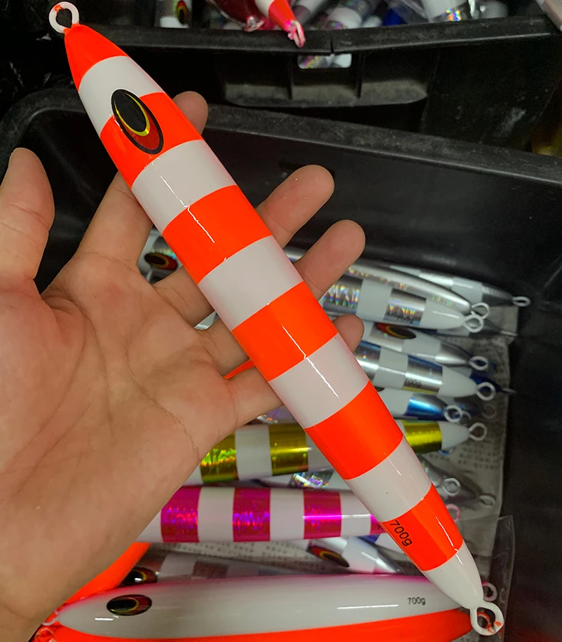 wholesale Customized 600G 700G Sea Bass bait metal lead hard fishing lure fast jig lure metal luminous spoon jigging lure